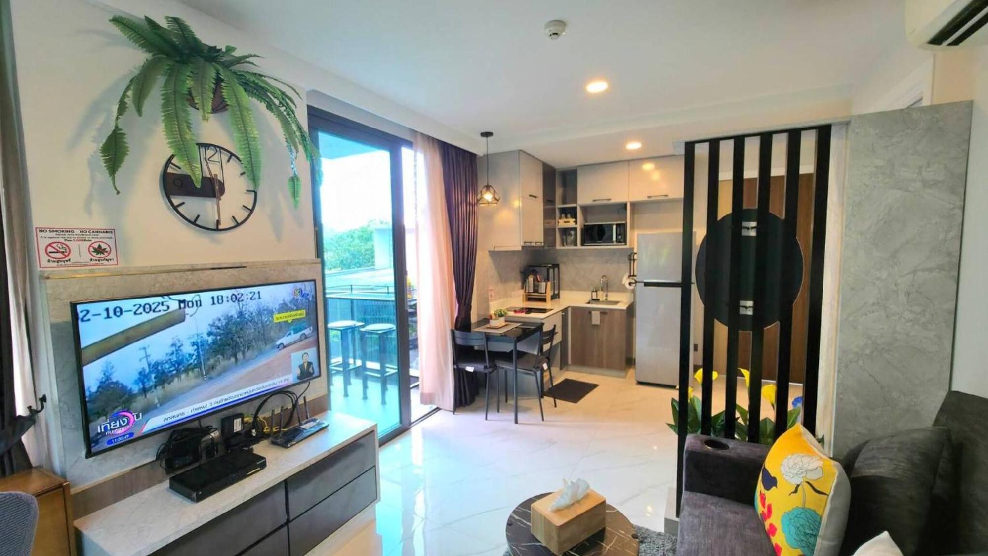 Room In Apartment - A301- Forest View Corner Unit 1Br-1Bath Ao Nang 외부 사진